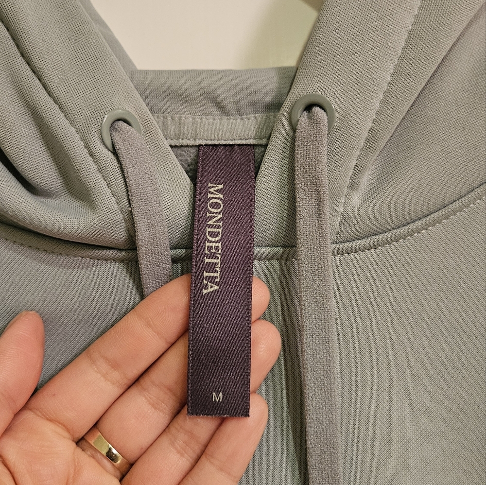 Mondetta Performance Hoodie Medium - image 2